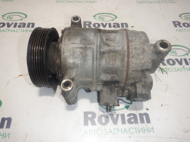 Компресор холодоагенту 5Q0820803C VAG