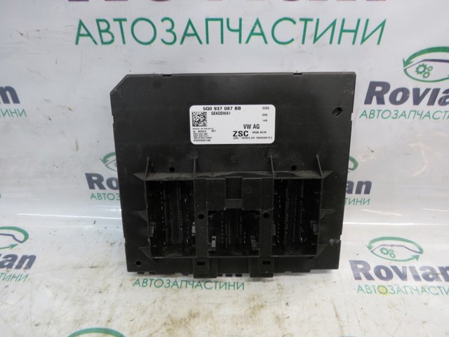 Блок комфорту 5Q0937087 VAG