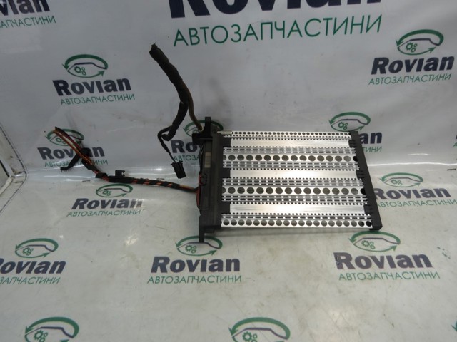 Електропідігрівач повітря системи опалення салону 5Q0963235C VAG