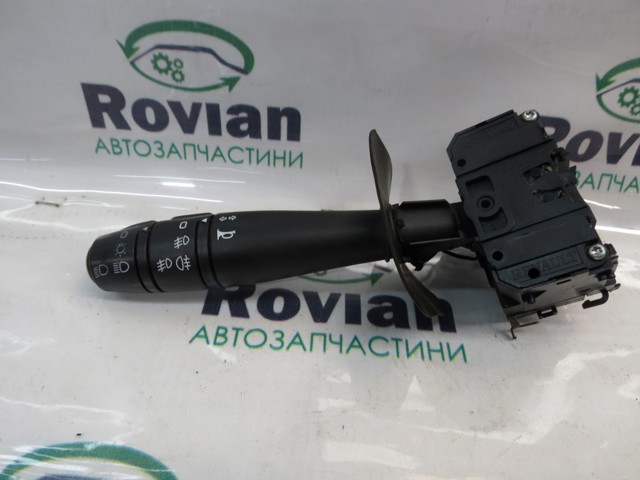 Перемикач підрульовий, правий 6001551358 RENAULT