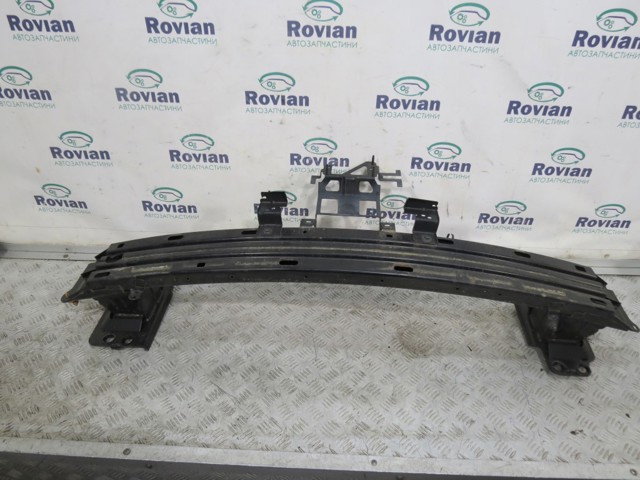 Швелер переднього бампера 620306RA0A NISSAN