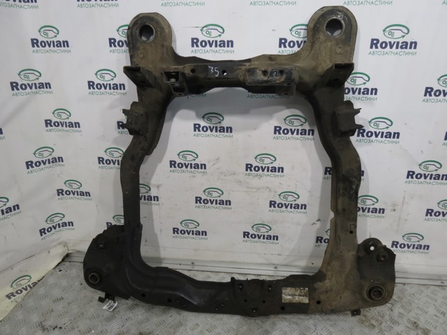 Підрамник передньої підвіски 624051F000 HYUNDAI