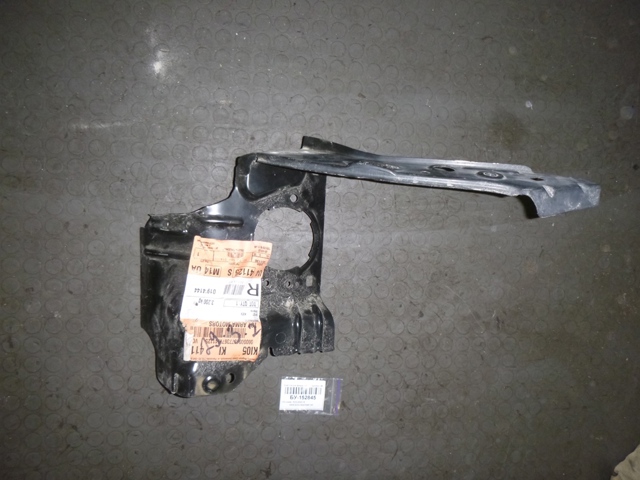 Рамка радіатора верхня 625046401R RENAULT