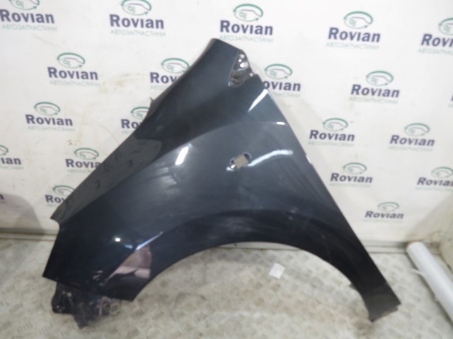 Бічна частина передня ліва 631016113R RENAULT