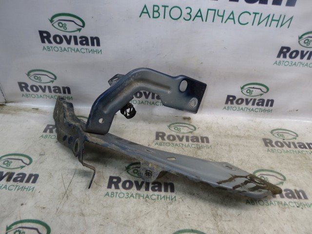 Кронштейн кріплення крила переднього правого верхній 631409063R RENAULT