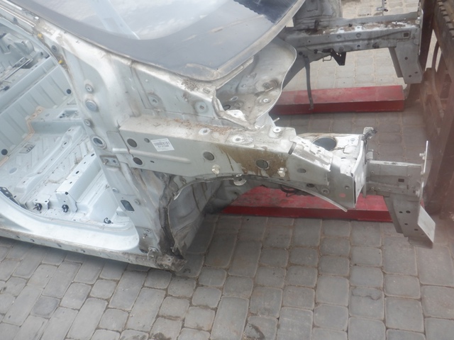 Лонжерон рами передній правий 641005493R RENAULT