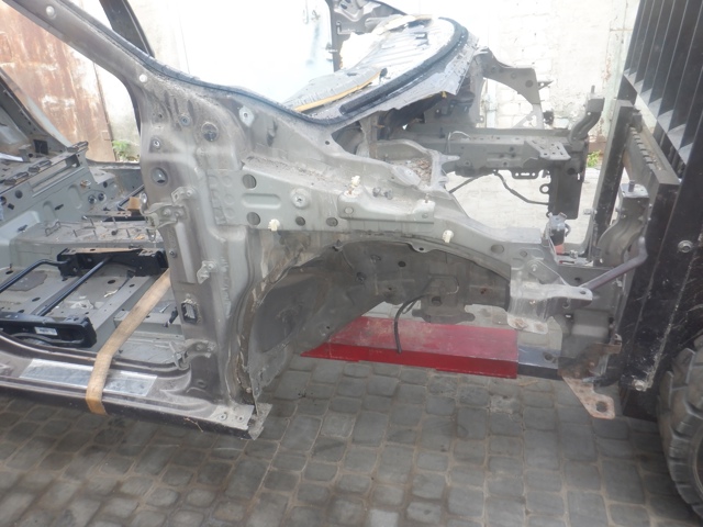 Лонжерон рами передній правий 641806469R RENAULT