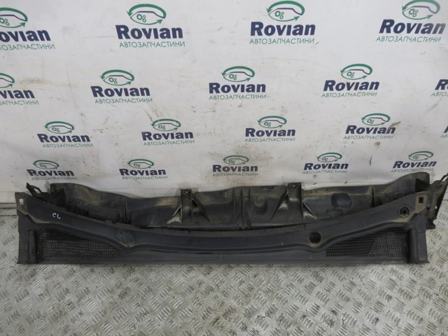 Решітка склоочисників 668115228R RENAULT