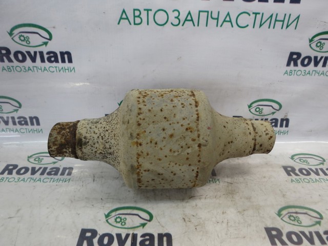 Глушник передній 6Q0254501MX VAG