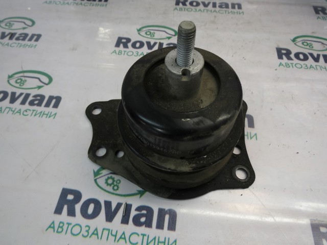 Права опора двигуна 6R0199167AB VAG