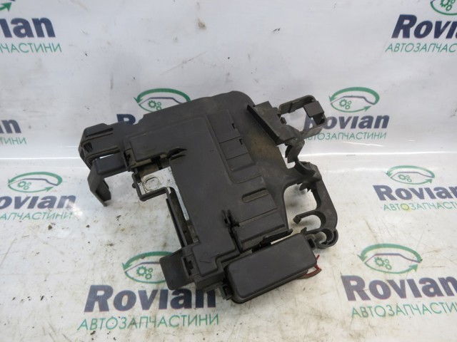 Реле запобіжників 6R0937550A VAG