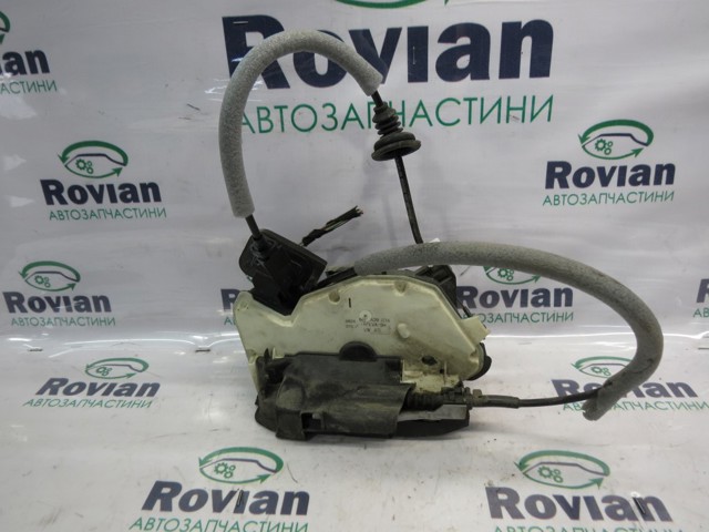Замок задньої дверї, правої 6RF839016 VAG