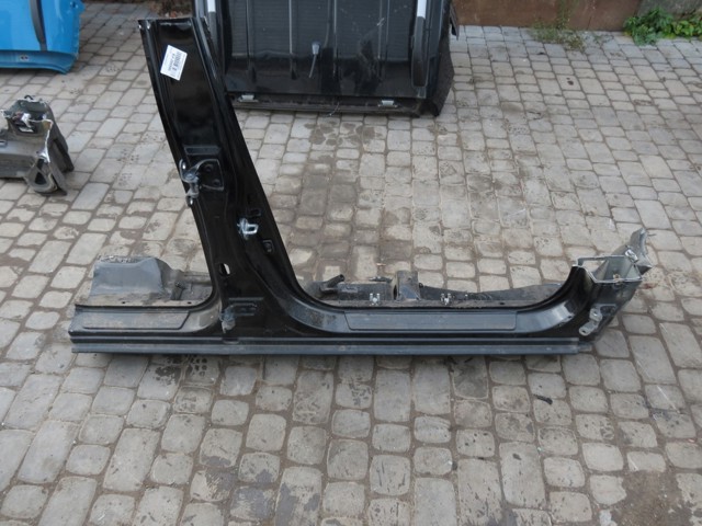 Поріг зовнішній правий 713222EB11 HYUNDAI