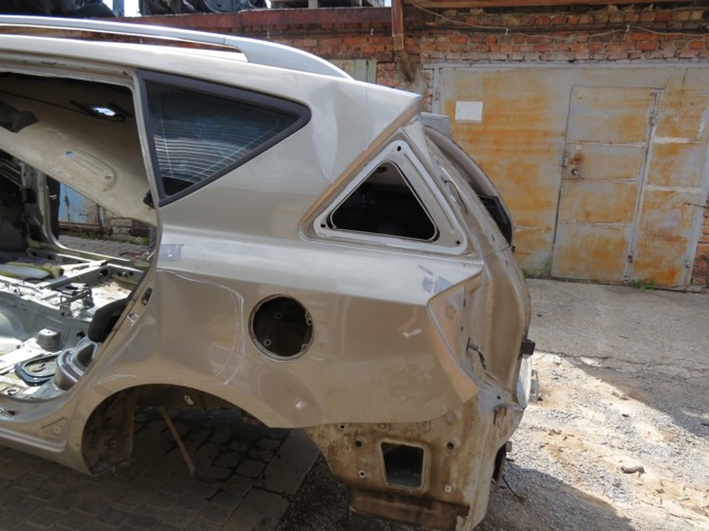 Крило заднє ліве 715031HC50 HYUNDAI
