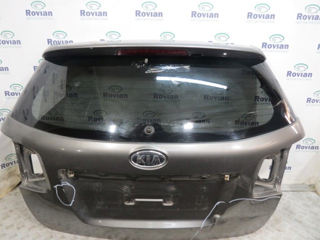 Задні двері багажника 737002P040 HYUNDAI