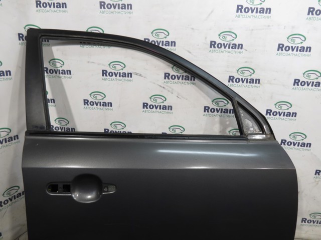 Пасажирські передні двері 760042E050 HYUNDAI