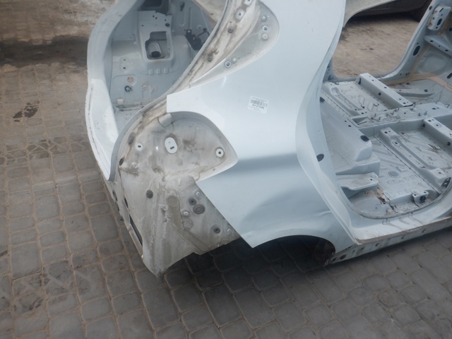 Крило заднє праве 760309104R RENAULT