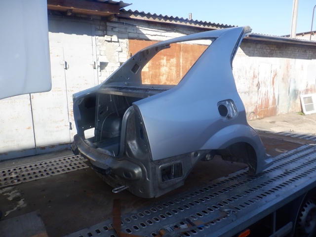 Крило праве заднє 760327785R RENAULT