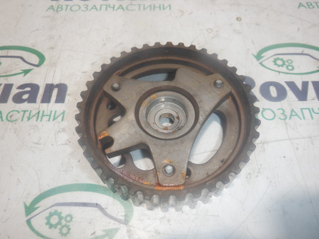 Шестерня приводу распредвала двигуна 7701473179 RENAULT
