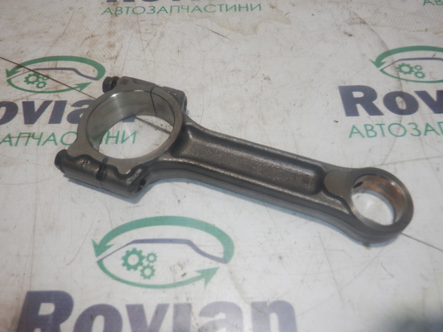 Шатун двигуна 7701475074 RENAULT