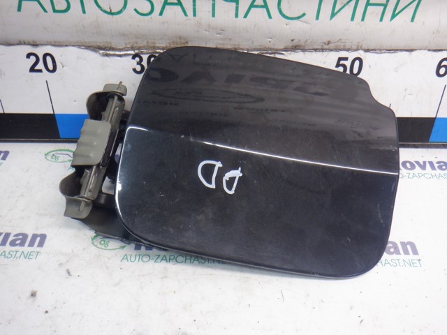 Лючок (дверцята) бензобака Dacia Duster