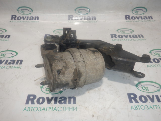Ліва подушка двигуна 7D0399107AL VAG