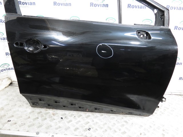 Дверка передня права 801008302R RENAULT