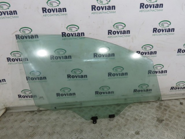 Скло передніх дверей, правою 803005SF0A NISSAN