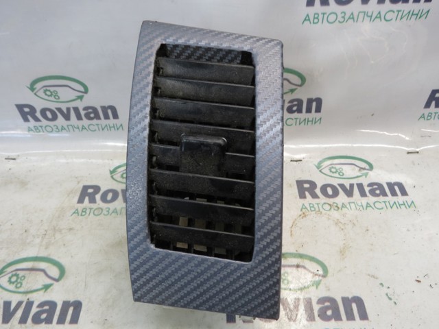 Решітка повітропровода 8030A023XA MITSUBISHI