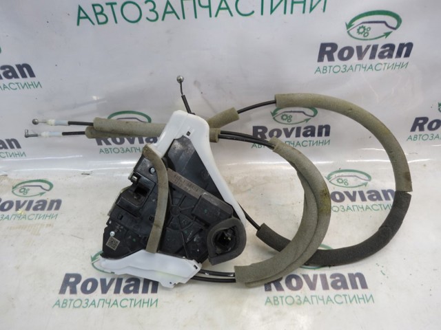 Замок водійських дверей 805016RR0A NISSAN