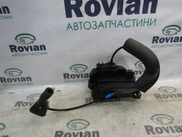 Замок двері правої передньої 805020001R RENAULT