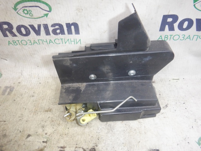 Замок дверей водія 805039362R RENAULT