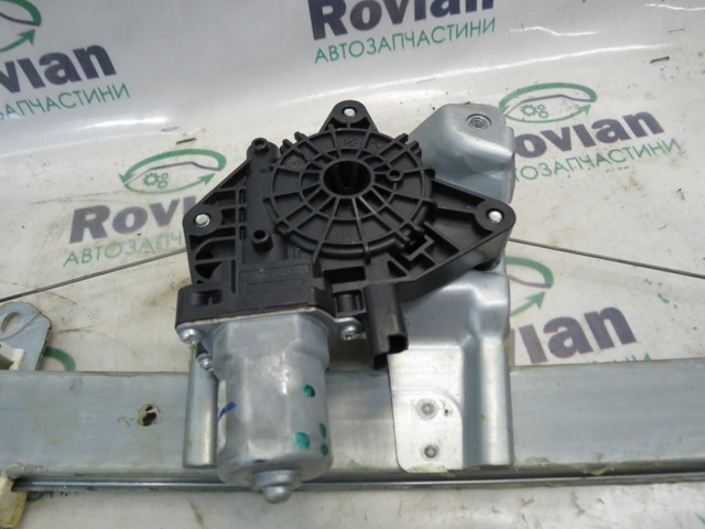 Моторчик склопідйомника двері задніх, лівих 807316RR0A NISSAN