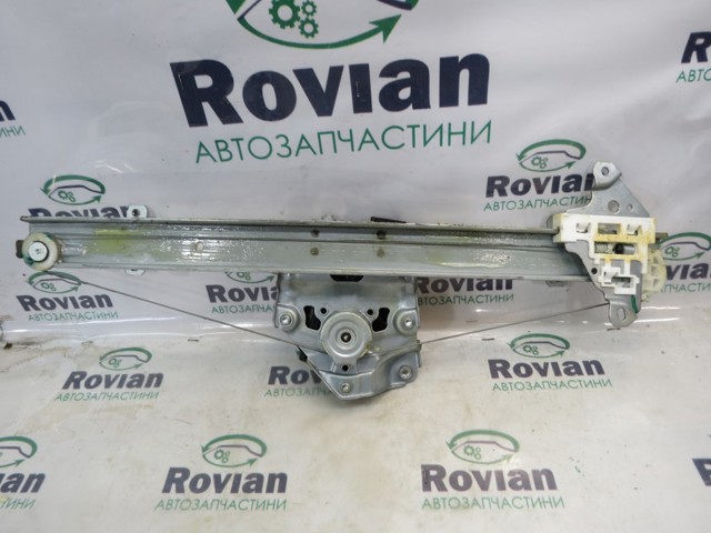 Привід ліфта передній 807516RR1B NISSAN