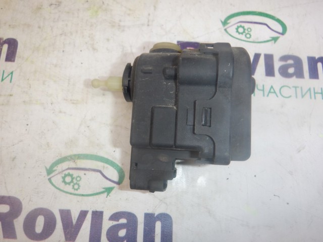 Коректор фари 8200006664 RENAULT