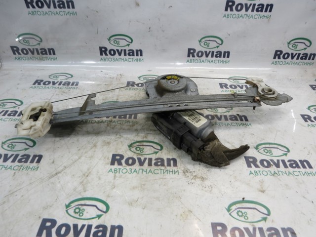 Склопідйомник задніх правих дверей 8200118857 RENAULT