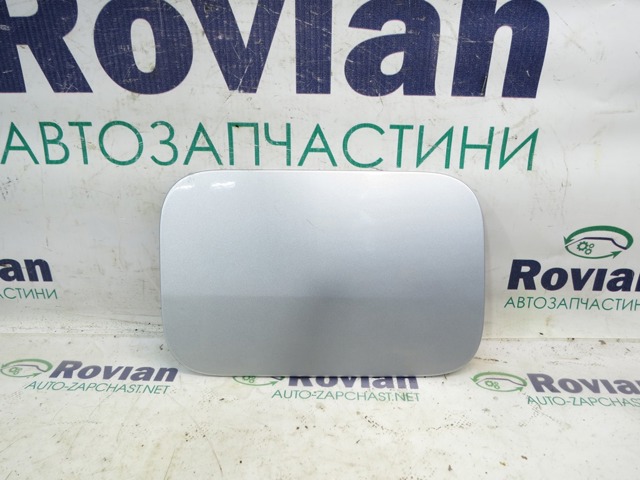 Люк б/бака Рено Сценік 2