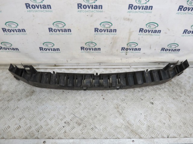 Обвіс бампера 8200259264 RENAULT