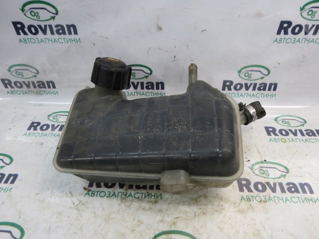 Бачок для води 8200262036 RENAULT