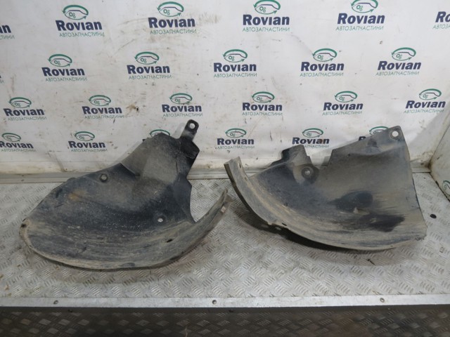 Підкрилок переднього крила, лівий передній 8200334162 RENAULT
