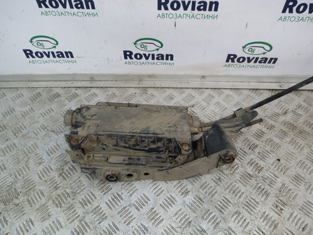 Гальмо допоміжний 8200571485 RENAULT