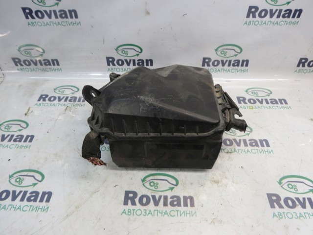 Монтажний блок 8200587123 RENAULT