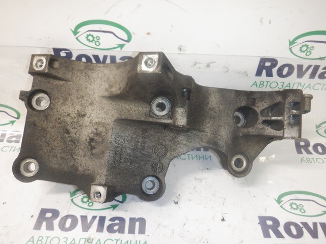 Кріплення генератора Renault Megane 2