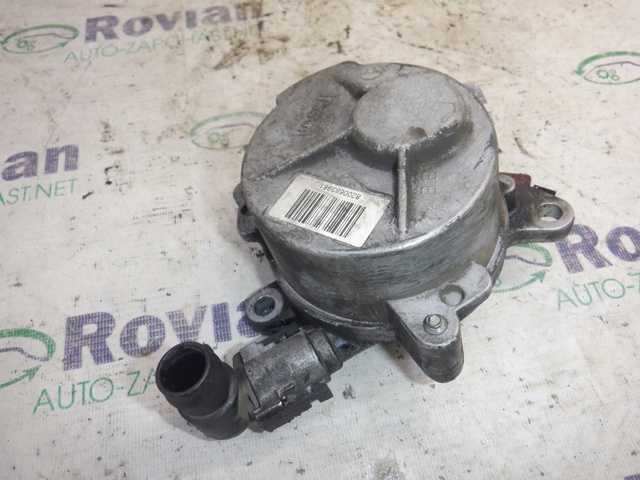 Насос вакуумний 8200683981 RENAULT