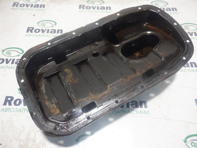 Піддон двигуна 8200702781 RENAULT
