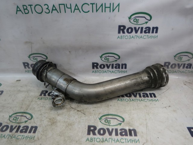 Шланг/патрубок интеркуллера 8200731430 RENAULT