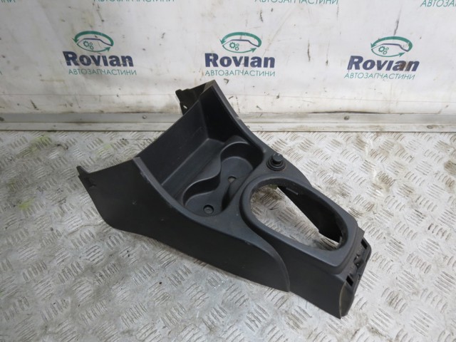 Консоль центральна панелі керування 8200739454 RENAULT