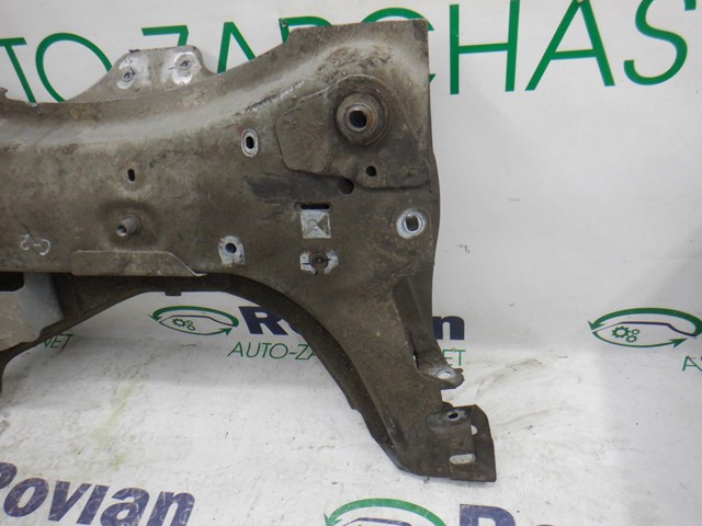 Підрамник передньої підвіски 8200766085 RENAULT