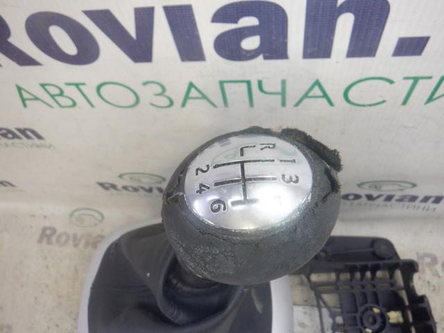 Механізм перемикання подільника передач 8200777403 RENAULT
