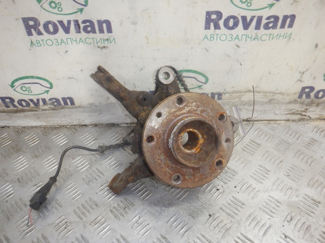 Цапфа поворотного кулака 8200881829 RENAULT